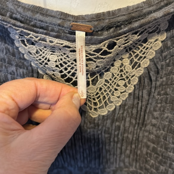 Free People tops size L - Picture 2 of 5